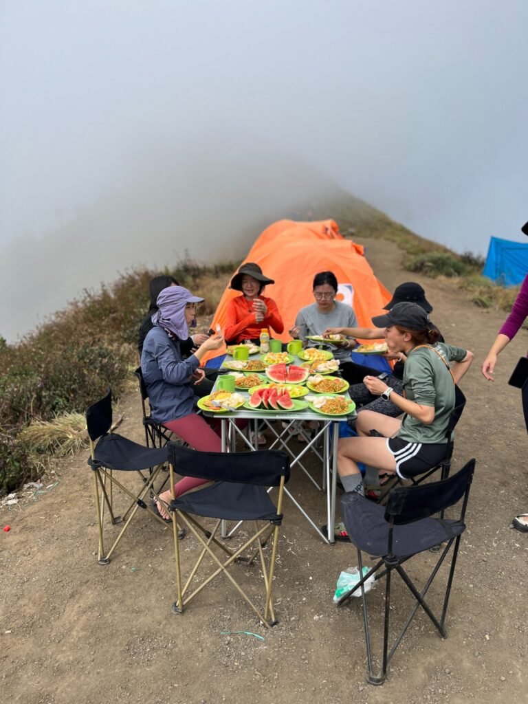 img_6175-YKb66zPgwgFvR49w